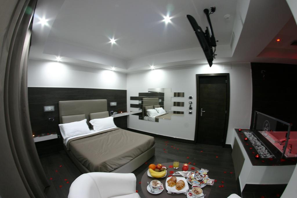 Hotel Luxor Casoria Exteriör bild